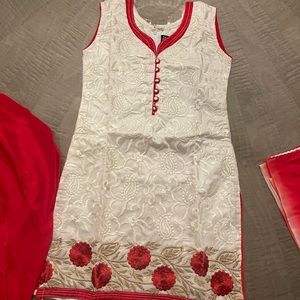 Size 24 little girls red and white salwar kameez